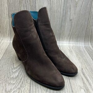 Arche Ankle Boots